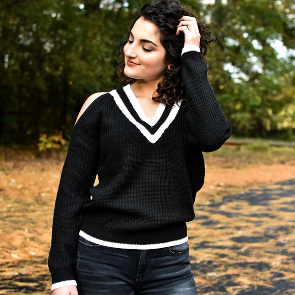 Luxe Label Sweaters - VARSITY VIBES STRIPED V NECK SWEATER (BLACK)